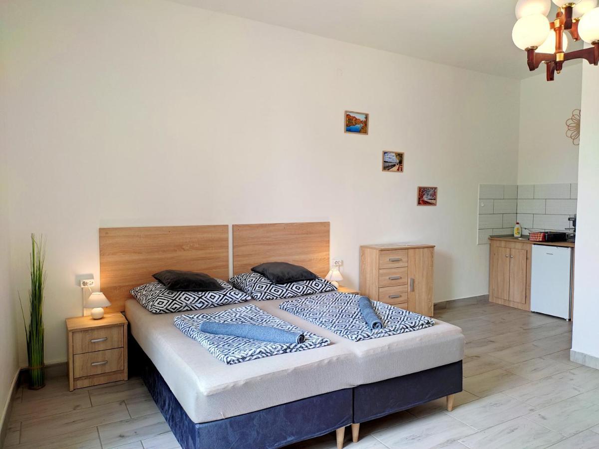 Panorama Apartman วาค ภายนอก รูปภาพ