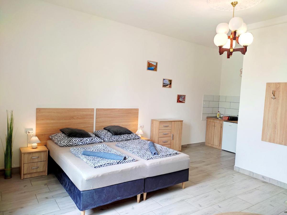 Panorama Apartman วาค ภายนอก รูปภาพ